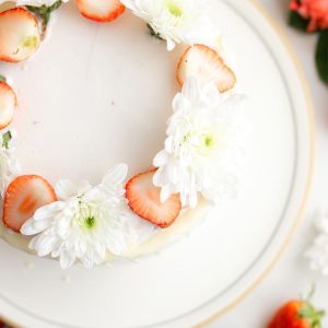 Eggless Vanilla Strawberry Cake