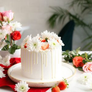 Vanilla Strawberry Cake