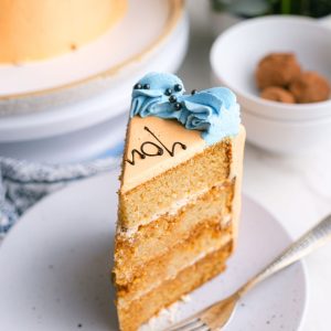 Dad’s Vanilla Salted Caramel Cake