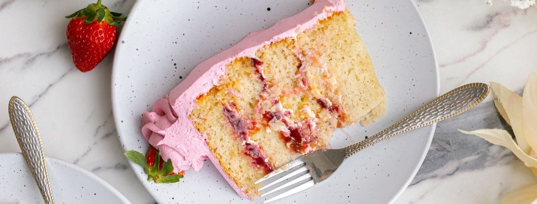 Mango Strawberry Cake